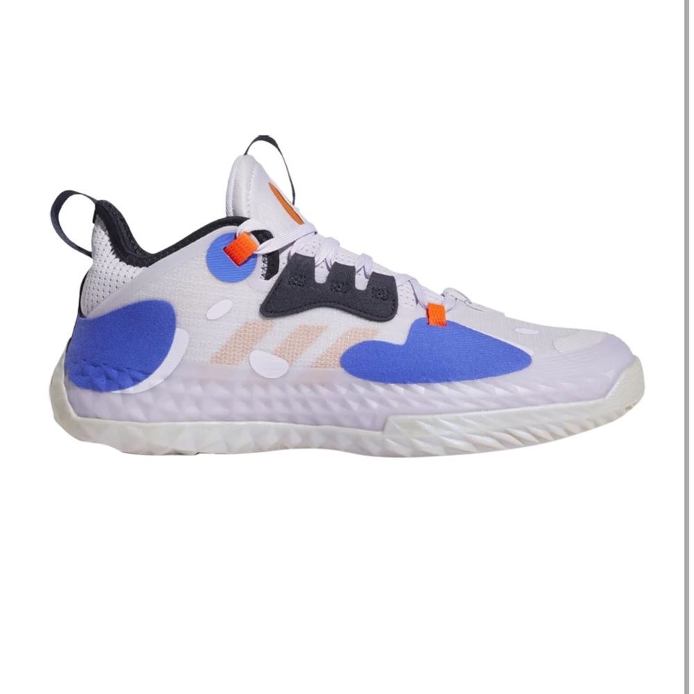 James Harden Volume 5 men’s basketball shoes. Size 11 new with tags.